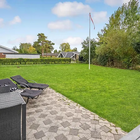 別荘 3 Bedroom Lovely In Sydals Nedre Lysabild