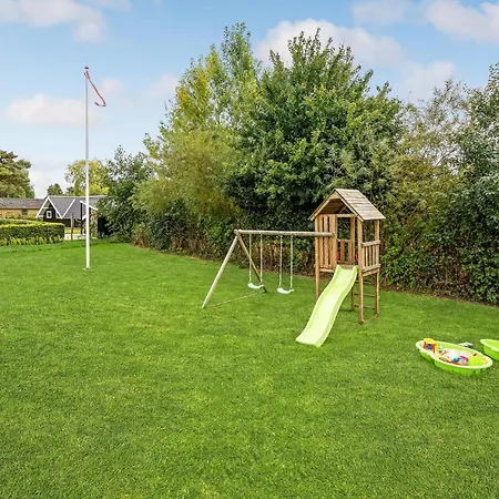 3 Bedroom Lovely In Sydals