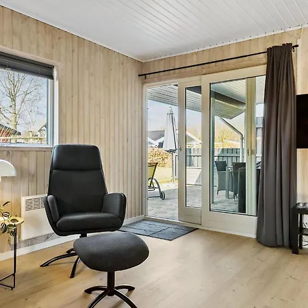 3 Bedroom Lovely In Sydals * Skovbyballe